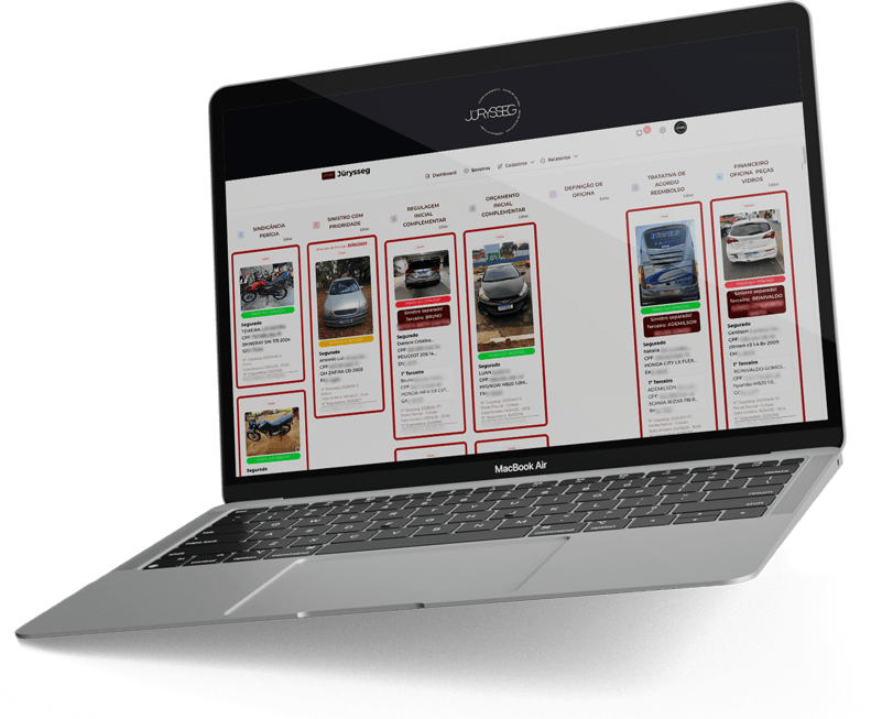 sistema para gerenciar sinistros em laptop